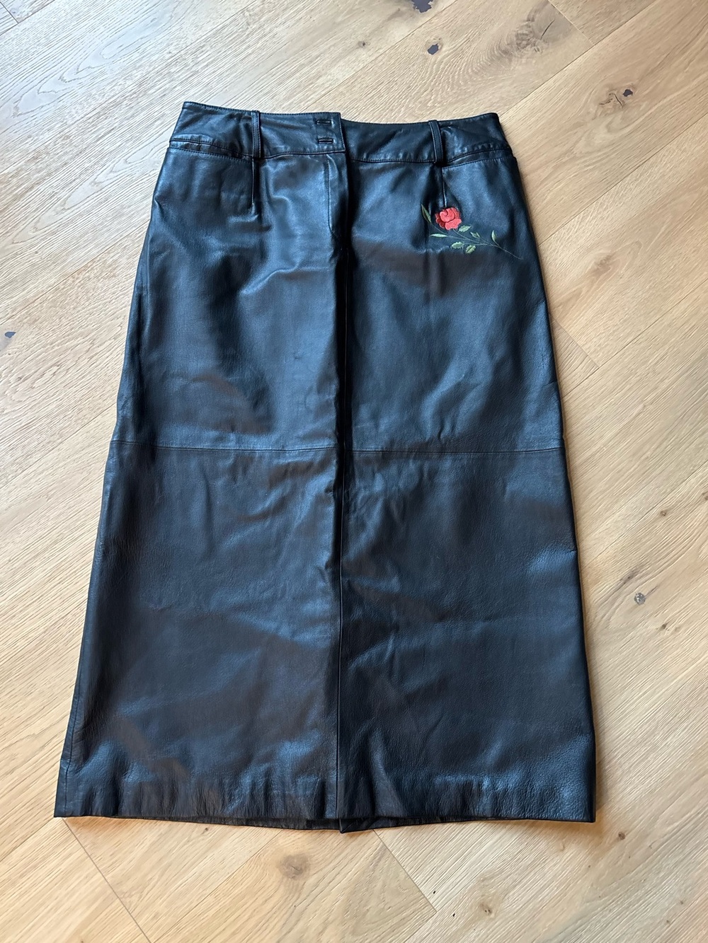 Vintage Harve Benard Black Leather Pencil Skirt, Embroidered Rose, Plus Size 18